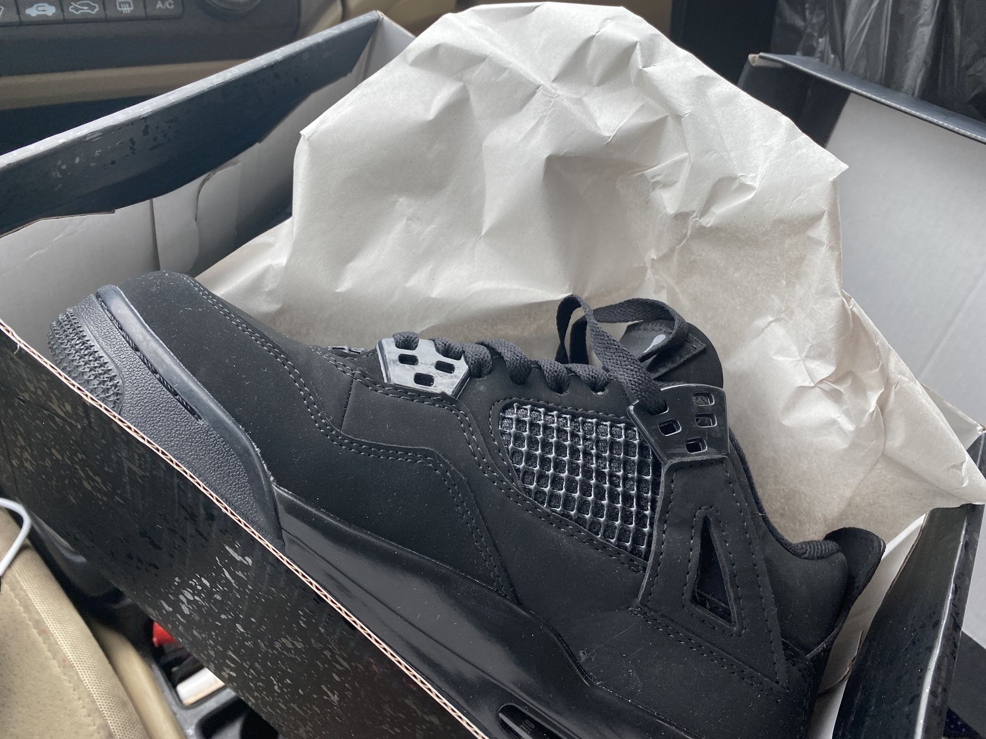 Jordan 4 Black cat