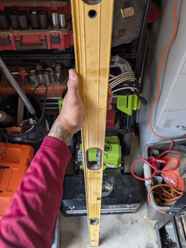 Johnson Level 9848-HH Box Beam Level w/Hand Hole 48 in.