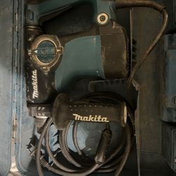 Makita Roto Hammer  M# HR2811F