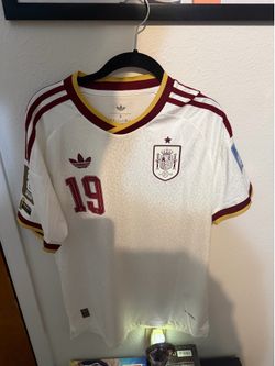 Spain 2026 Lamine Yamal #19 AWAY Jersey Men's XLarge W/ DEBUT PATCH