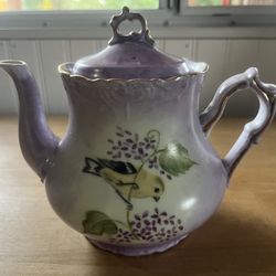 Vintage Teapot Purple w/Gold Rim. Hand painted American goldfinch “Mil”.