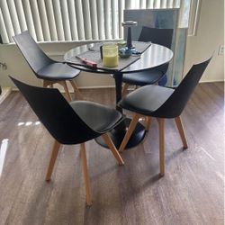 Table And Chairs Cb2