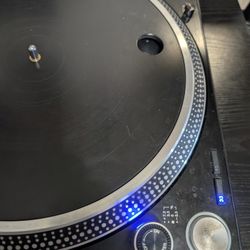 Pioneer 1000 Turntables 