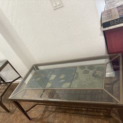 Coffee Table and End Tables ☕️ 🛋️ $60.00 All Set 