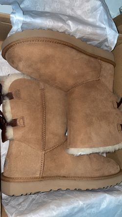 Bailey Bow II UGGS! 