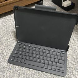 Logitech Slimfolio iPad Keyboard Cover (Bluetooth)