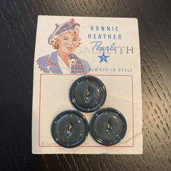 *FS-All Original Untouched Vintage 40’s Bonnie Heather Pearls Buttons*