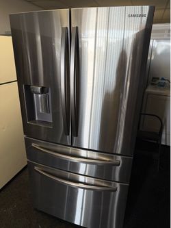 Samsung Black Stainless Steel 4 Door Refrigerator