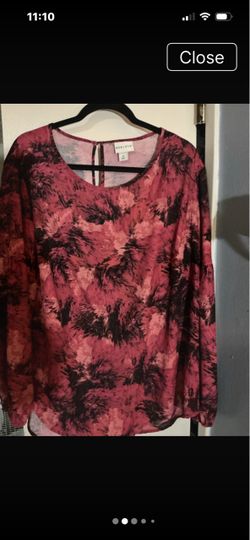 Ava & Viv Floral Long Sleeve Blouse