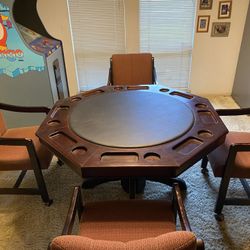 Poker table reversible for dining