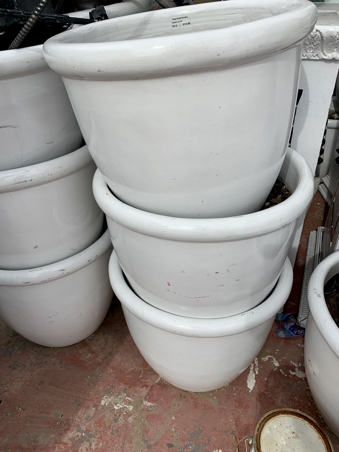 6 white clay pots