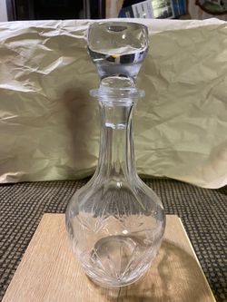 Wine Clear Canister Carafe Crystal Decanter Cut Glass Pattern & Clear Topper