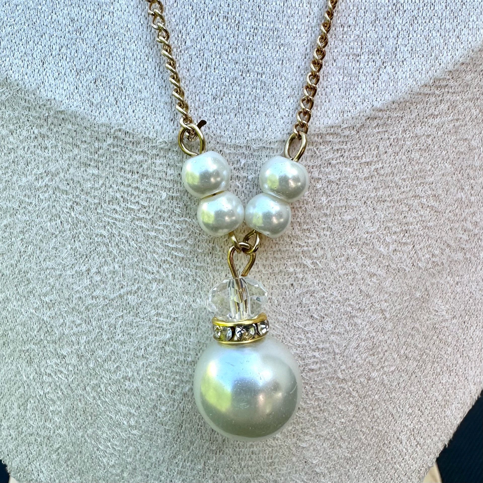 4 different pretty gold tone faux pearl vintage necklaces