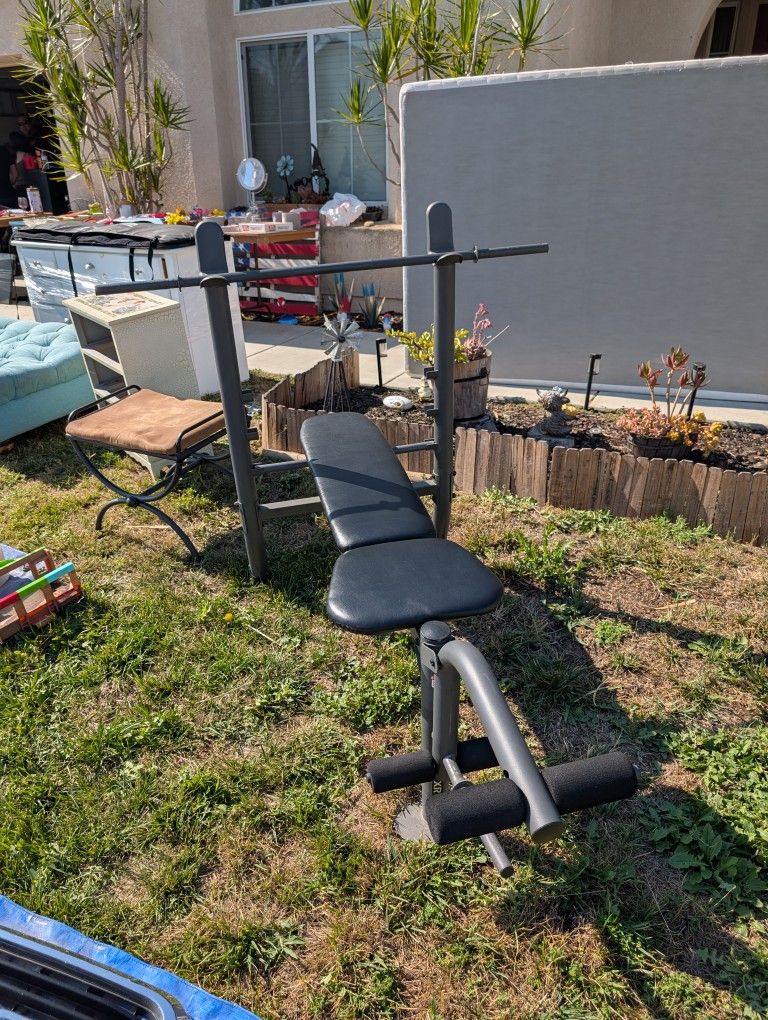 Weight Bench