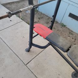 Weight Bench 