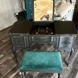 Black French Style Flip Open Vanity / Desk 