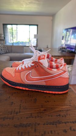 Orange lobster SB size 9