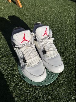 Jordan 4 Cleats (sz. 9.)