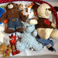 Multiple Stuffies In Good Condition!