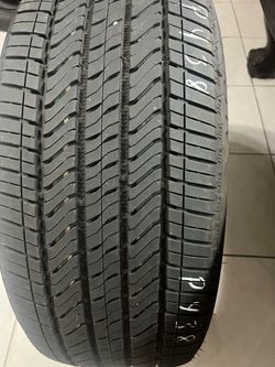 275/50/22. One used Bridgestone tire please read description.