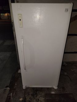 Freezer - Kenmore - Freestanding - with Delivery