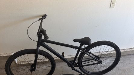 BMX ‘29 Wheelie Bike