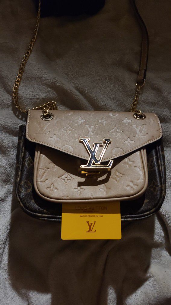 Louis Vuitton Over The Shoulder Bag With Chain
