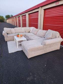 *Free delivery* U sectional beige couch velvet material accent pillows rug/ white table like new