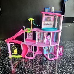 Barbie dream house