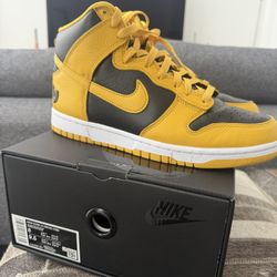 Nike Dunk High Wutang
