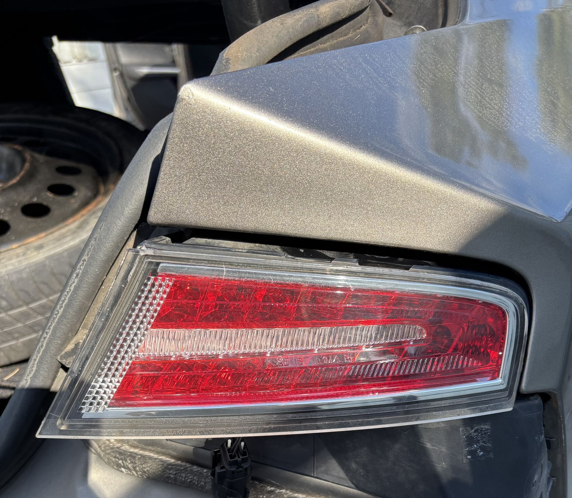 2013-2020 Lincoln Mkz Tail Light Passenger Side Oem