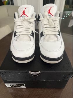 Jordan 4 White Cement