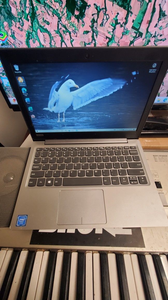 Lenovo Laptop / Office / SSD / Fast!