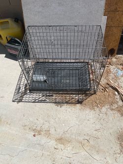 Animal crate, portable with tray Animal crate, portable with tray