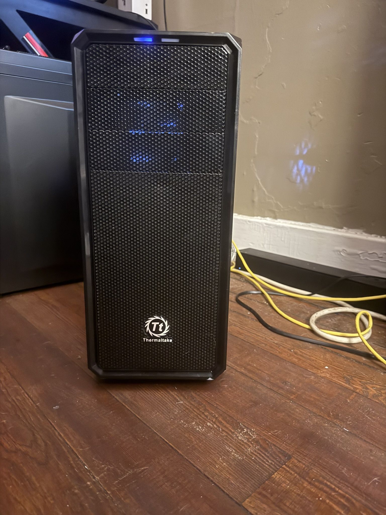 gaming desktop