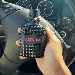 Valentino Cologne