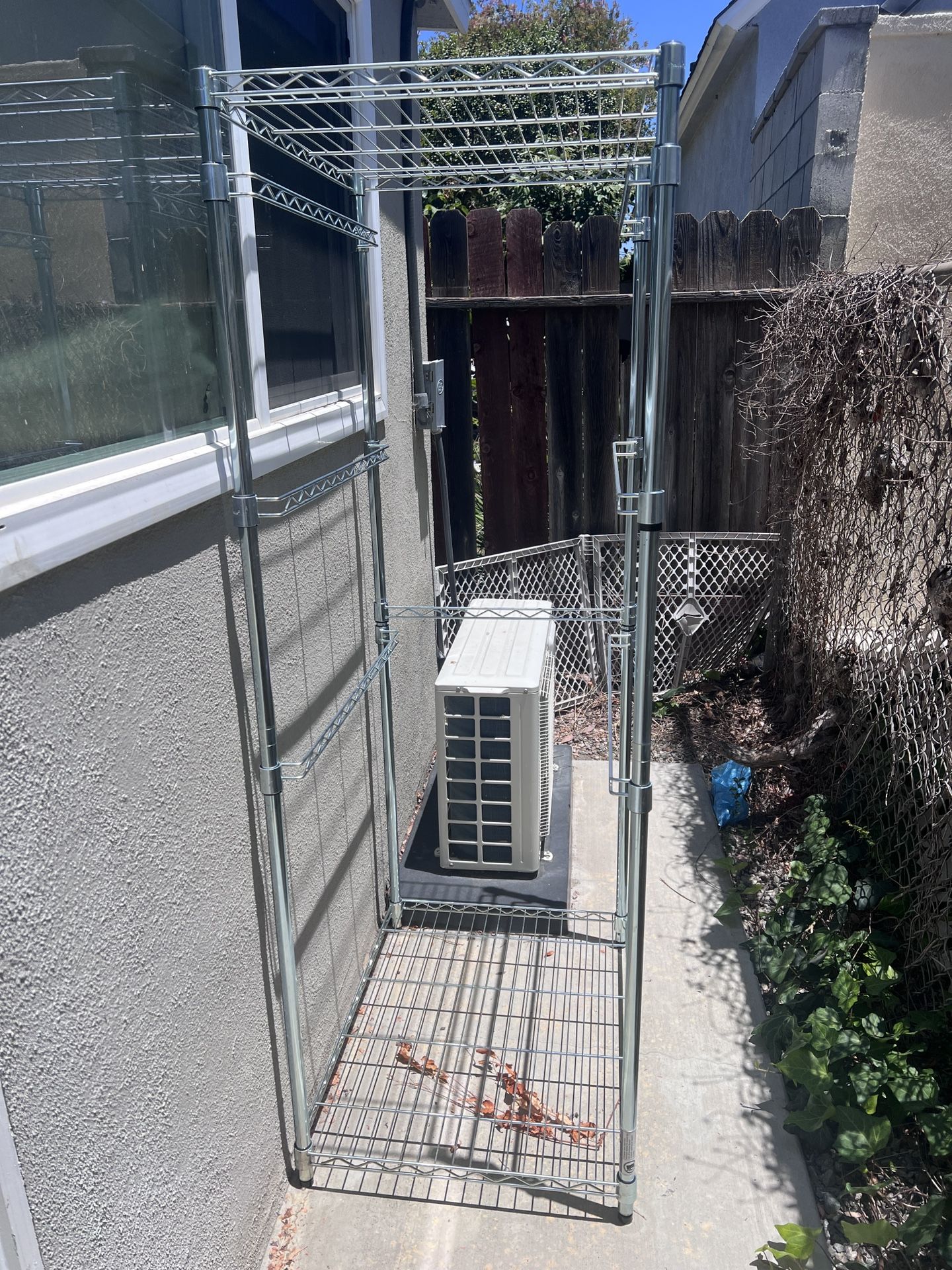 Storage Bin Rack, 5 Tote Capacity