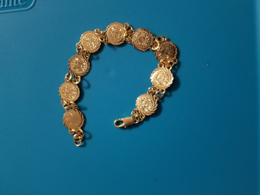 Plated coin bracelet