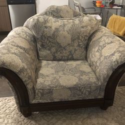 Accent Chair/Lounge Chair//Stools