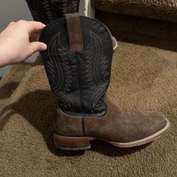Ariat Size 8.5 Men 