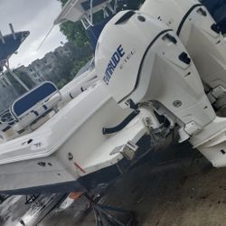 1997 Scarrab 30 Ft Center Console 