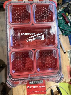 Milwaukee 48-22-8435 5 Compartment Parts Organizer