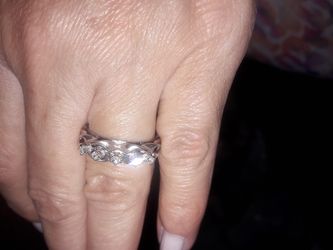 Anillo de oro blanco