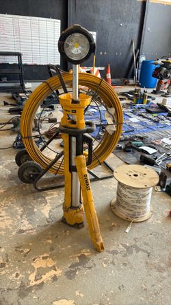 DeWalt light