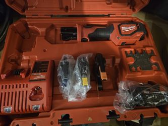 Milwaukee short throw pex press