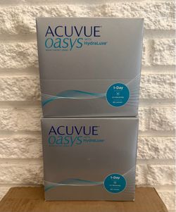 Set of 2, 1-Day with HydraLuxe, UV Blocking, 90 Lenses per box. 2 boxes 180 lenses total Each box 90 Expired in 2029| Each box 90 Expired in 2029 $75 