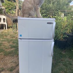 Micro fridge Mini fridge 