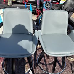 Bancos  De Madera  Y Piel    30 Pulgadas De Alto  Condiciones Aceptables 