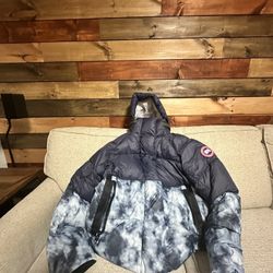 CANADA GOOSE Junction parka  Color: navy haze light grey marine brume gris clair