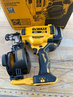 DeWalt 20V XR Brushless Roofing Nailer DCN45RNB